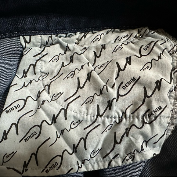 Size 8, INC JEANS. Curvy Fit. Boot Leg. Embellished buttons. - Picture 6 of 6